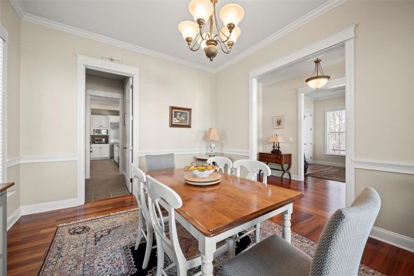 Chandelier, Dining room, Interior, Kitchen, Stainless Steel Appliances, Wood Texture Flooring