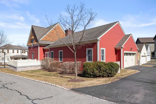 Attached, Exterior, Facade, Cape Cod