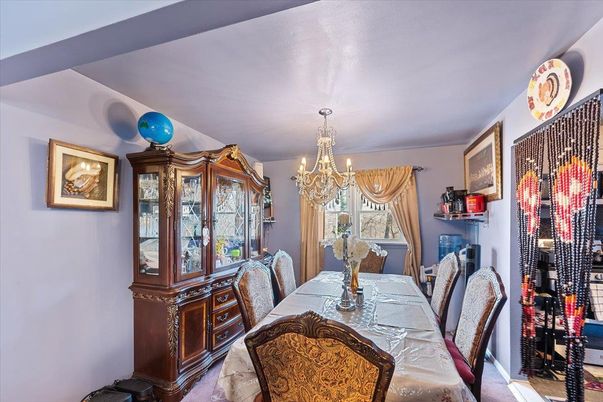Chandelier, Dining room, Interior