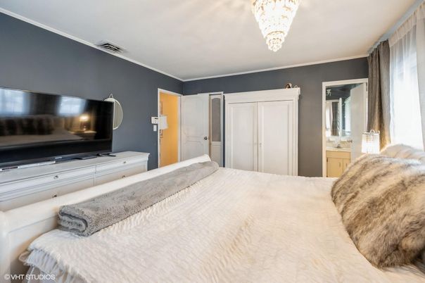 Bedroom, Chandelier, Interior