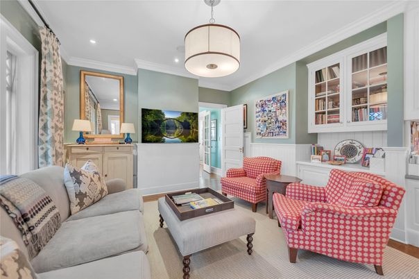 Interior, Living room, Pendant Lights, Recessed Lighting