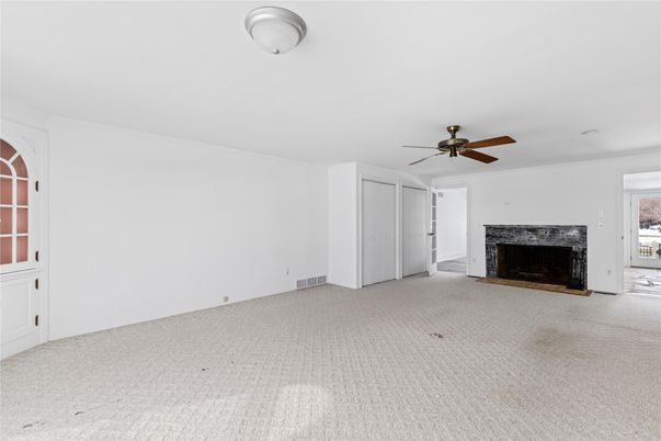 Empty room, Fireplace, Interior