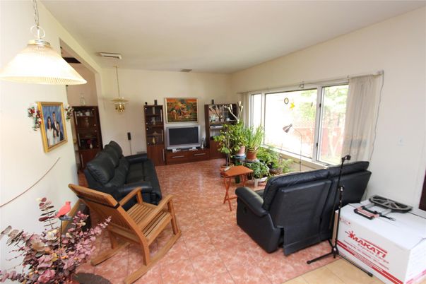 Interior, Living room, Pendant Lights