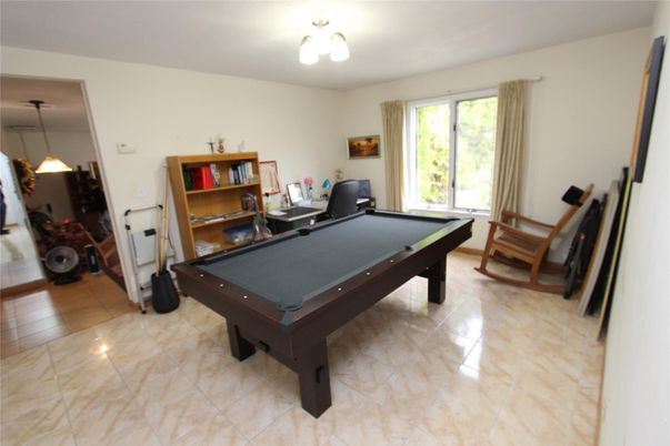 Billiard Table, Game Room, Interior, Pendant Lights