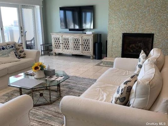 Fireplace, Interior, Living room
