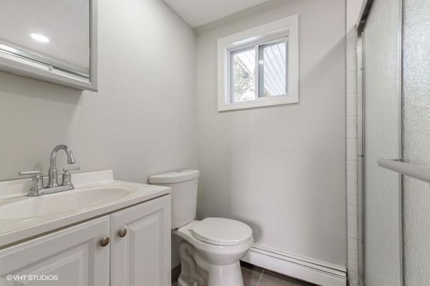 Bathroom, Interior, Recessed Lighting, Tile Countertops