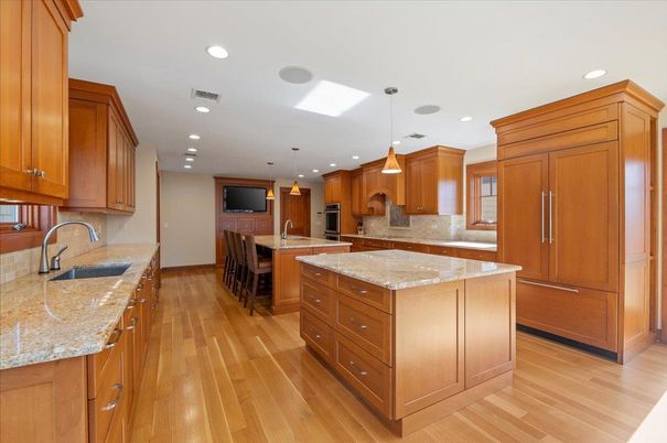 Interior, Kitchen, Pendant Lights, Recessed Lighting, Wood Texture Flooring