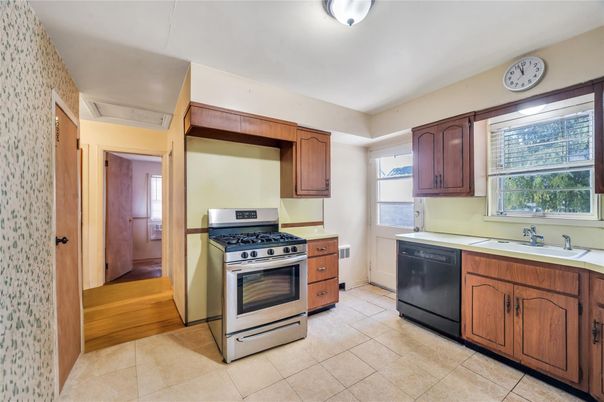 Interior, Kitchen, Stainless Steel Appliances, Wood Texture Flooring