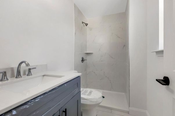 Bathroom, Interior, Marble Walls