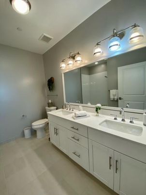 Bathroom, Dual Sink Vanities, Interior