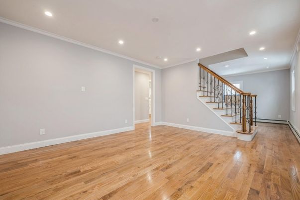 Empty room, Interior, Recessed Lighting, Wood Texture Flooring