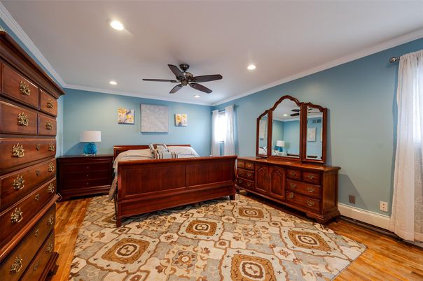 Bedroom, Interior, Recessed Lighting, Wood Texture Flooring