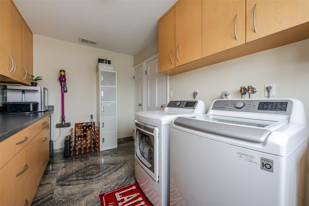 Interior, Washer