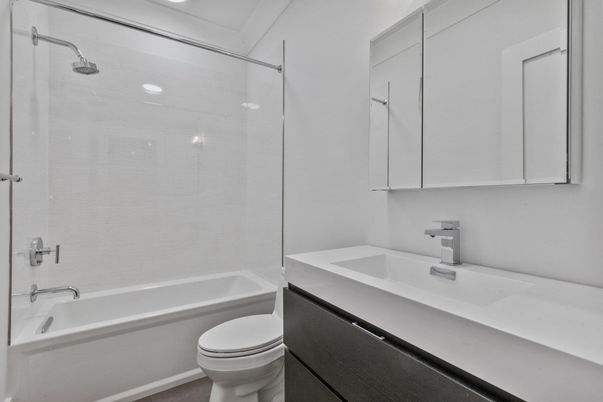 Bathroom, Interior, Recessed Lighting