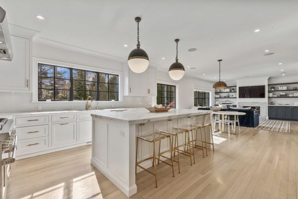 Fireplace, Interior, Kitchen, Pendant Lights, Recessed Lighting, Wood Texture Flooring