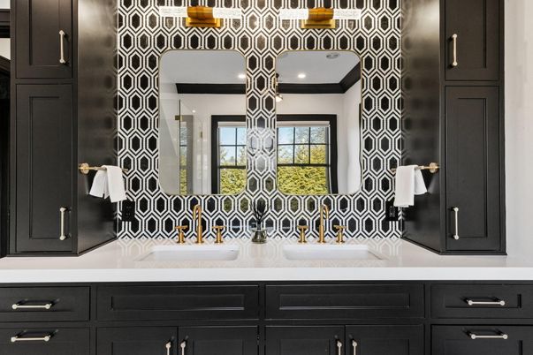 Bathroom, Dual Sink Vanities, Interior