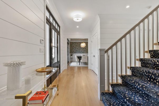 Interior, Pendant Lights, Recessed Lighting, Wood Texture Flooring