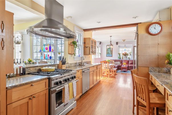 Dining room, Interior, Kitchen, Living room, Pendant Lights, Recessed Lighting, Stainless Steel Appliances, Wood Texture Flooring