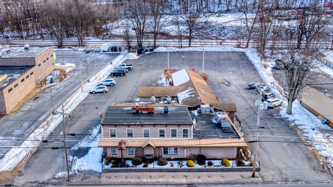 Exterior, Drone