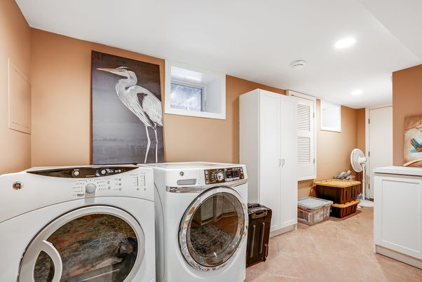 Interior, Recessed Lighting, Washer