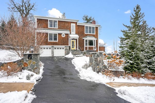 Attached, Exterior, Facade, Raised Ranch