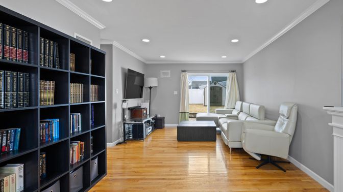 Interior, Living room, Recessed Lighting, Wood Texture Flooring