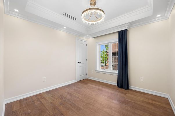 Chandelier, Empty room, Interior, Recessed Lighting, Wood Texture Flooring