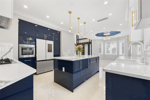 Interior, Kitchen, Pendant Lights, Recessed Lighting, Stainless Steel Appliances