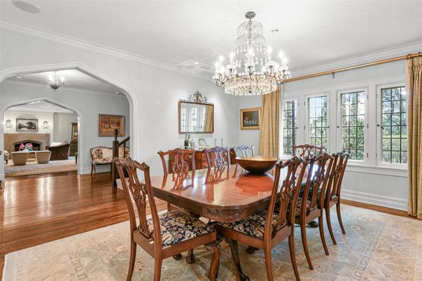 Chandelier, Dining room, Fireplace, Interior, Recessed Lighting, Wood Texture Flooring