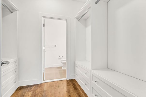 Bathroom, Interior, Walk-in Closets, Wood Texture Flooring
