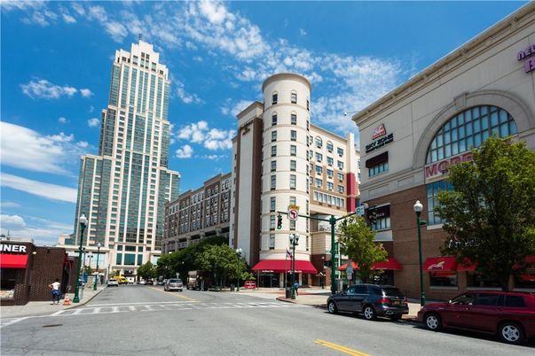 Exterior, Facade, Condo Building