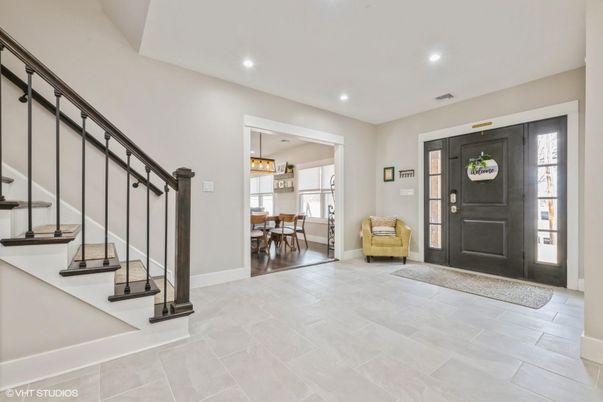 Dining room, Interior, Pendant Lights, Recessed Lighting