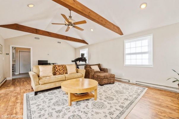 Fitness Equipment, Interior, Living room, Recessed Lighting, Wooden Beams, Wood Texture Flooring