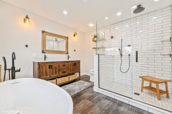 Bathroom, Dual Sink Vanities, Free Standing Baths, Glass Shower, Interior, Recessed Lighting