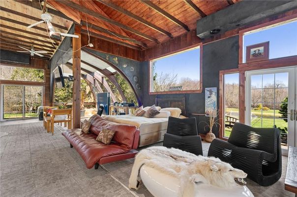 Bedroom, Interior, Wooden Beams, Wooden Ceilings