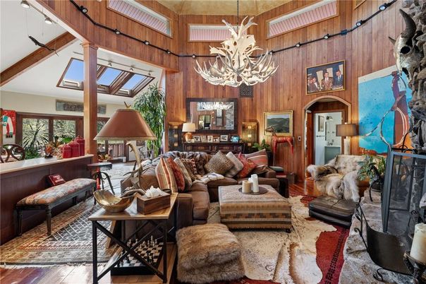 Chandelier, Interior, Living room, Wood Texture Flooring, Wooden Walls