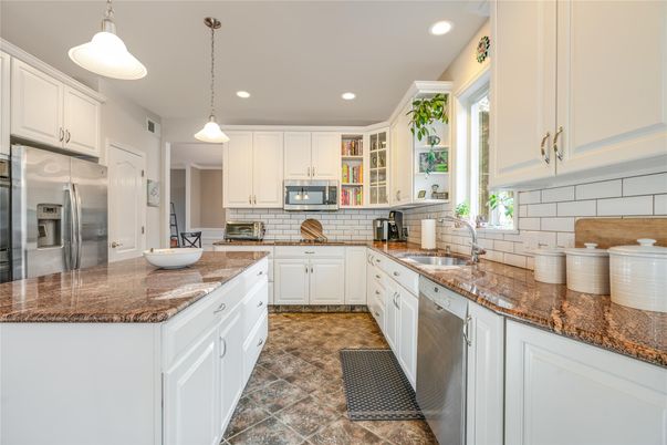 Interior, Kitchen, Pendant Lights, Recessed Lighting, Stainless Steel Appliances