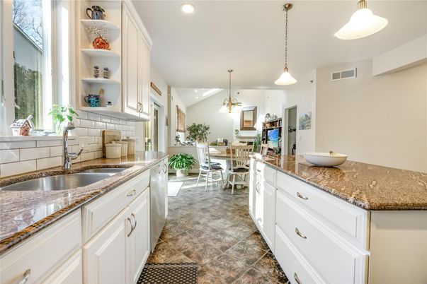 Dining room, Interior, Kitchen, Pendant Lights, Recessed Lighting