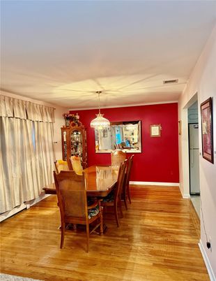Chandelier, Dining room, Interior, Wood Texture Flooring