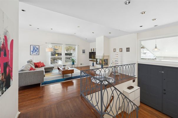 Interior, Living room, Pendant Lights, Recessed Lighting, Wood Texture Flooring