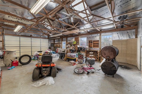 Garage, Interior