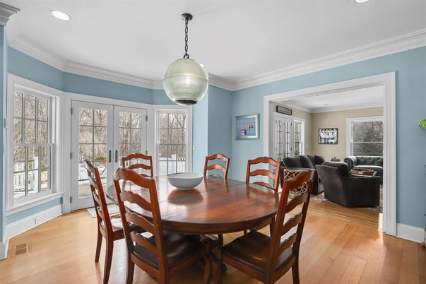 Dining room, Interior, Living room, Pendant Lights, Recessed Lighting, Wood Texture Flooring