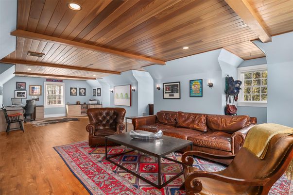Interior, Living room, Recessed Lighting, Wooden Beams, Wooden Ceilings, Wood Texture Flooring