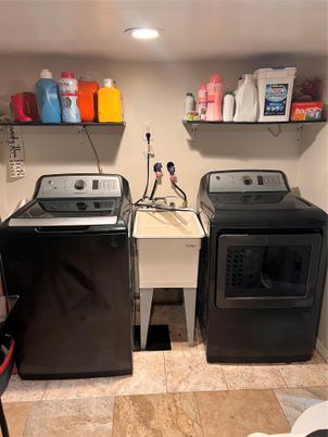Interior, Recessed Lighting, Washer