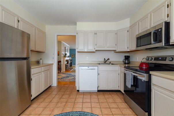 Interior, Kitchen, Stainless Steel Appliances