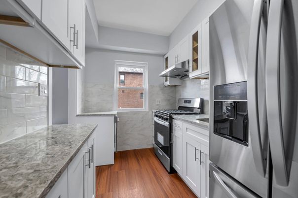 Interior, Kitchen, Stainless Steel Appliances, Wood Texture Flooring