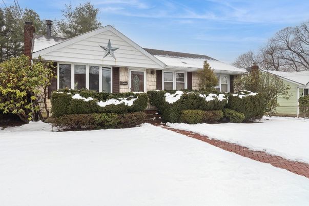Backyard, Exterior, Facade, Ranch