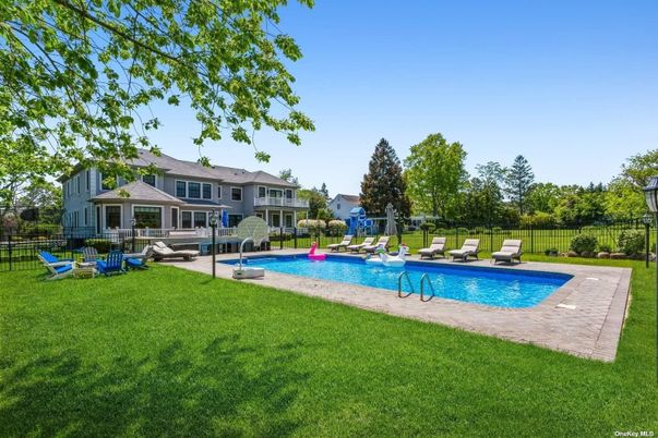 Backyard, Exterior, Pool