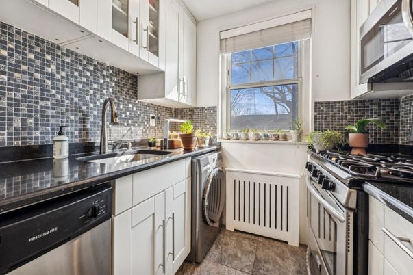Interior, Kitchen, Stainless Steel Appliances, Washer
