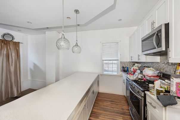 Interior, Kitchen, Pendant Lights, Recessed Lighting, Wood Texture Flooring